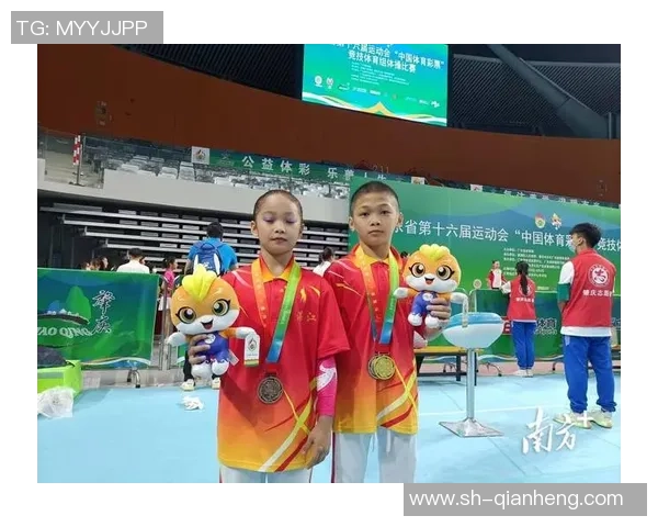 我国小花体操世青赛集体第四:黄紫艺平衡木榜首晋级!法国天才少女出生 我国小花体操世青赛集体第四:黄紫艺平衡木榜首晋级!法国天才少女出生